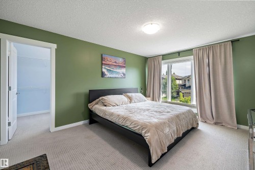 3911 Claxton Loop Sw, Edmonton, AB 