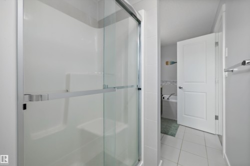 3911 Claxton Loop Sw, Edmonton, AB 