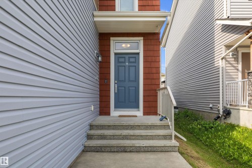 3911 Claxton Loop Sw, Edmonton, AB 
