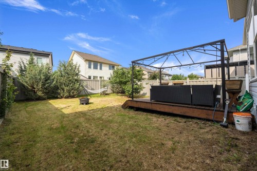 3911 Claxton Loop Sw, Edmonton, AB 