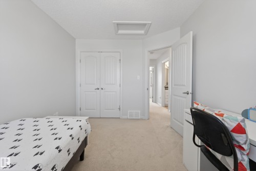 1148 35 Avenue Nw, Edmonton, AB 