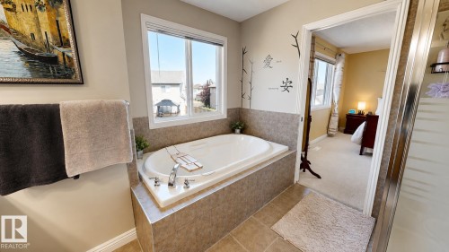 14528 141 Street Nw, Edmonton, AB 