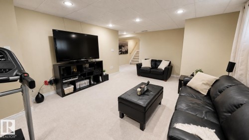 14528 141 Street Nw, Edmonton, AB 