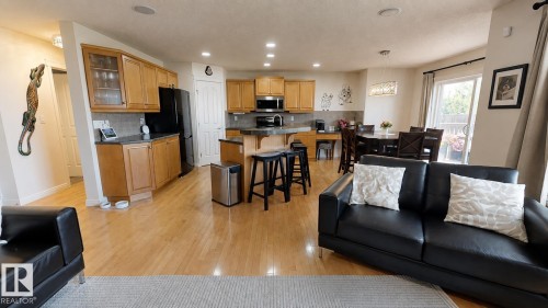 14528 141 Street Nw, Edmonton, AB 