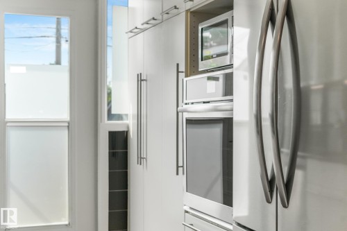 4812 Malmo Road Nw, Edmonton, AB - Indoor