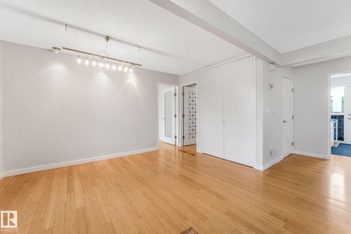 4812 Malmo Road Nw, Edmonton, AB - Indoor Photo Showing Other Room