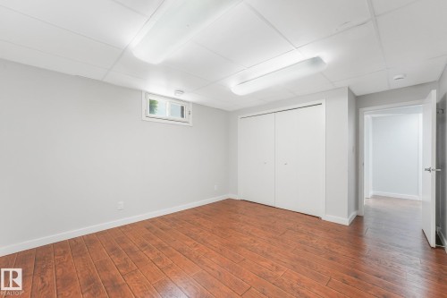 4812 Malmo Road Nw, Edmonton, AB - Indoor Photo Showing Other Room