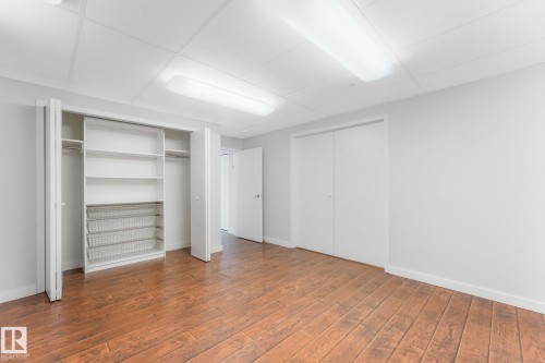 4812 Malmo Road Nw, Edmonton, AB - Indoor Photo Showing Other Room