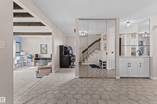 11118 23A Avenue Nw, Edmonton, AB 