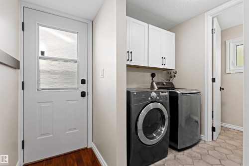 11118 23A Avenue Nw, Edmonton, AB 