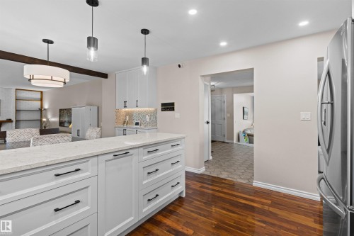 11118 23A Avenue Nw, Edmonton, AB 