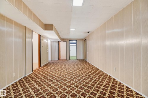 11607 139 Avenue Nw, Edmonton, AB - Indoor Photo Showing Other Room