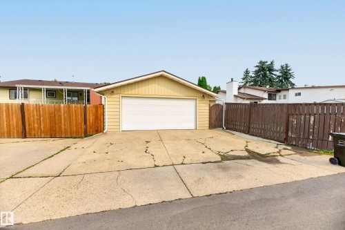 11607 139 Avenue Nw, Edmonton, AB - Outdoor With Exterior
