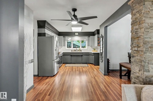 12115 40 Avenue Nw, Edmonton, AB 