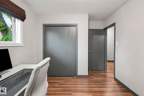 12115 40 Avenue Nw, Edmonton, AB 