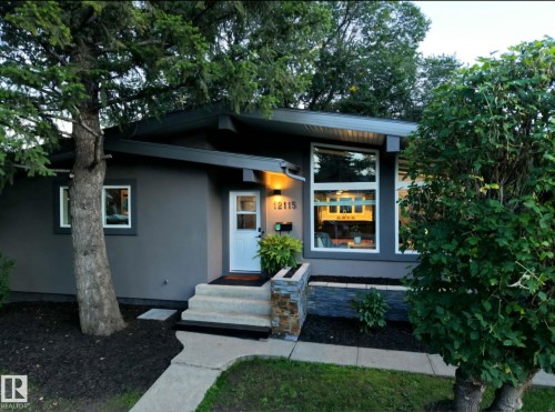 12115 40 Avenue Nw, Edmonton, AB 