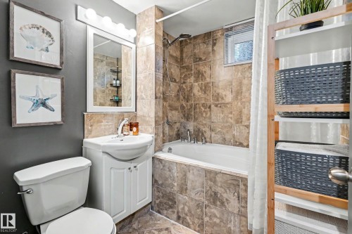 12115 40 Avenue Nw, Edmonton, AB 