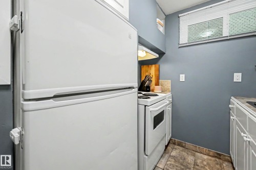 12115 40 Avenue Nw, Edmonton, AB 
