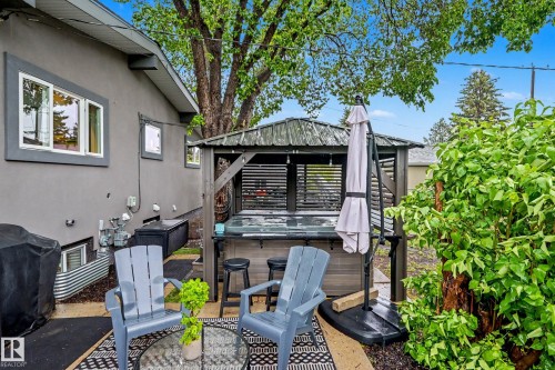 12115 40 Avenue Nw, Edmonton, AB 