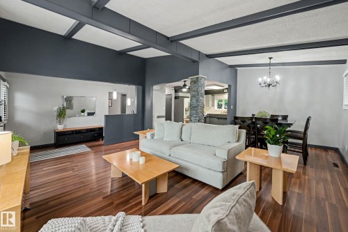 12115 40 Avenue Nw, Edmonton, AB 