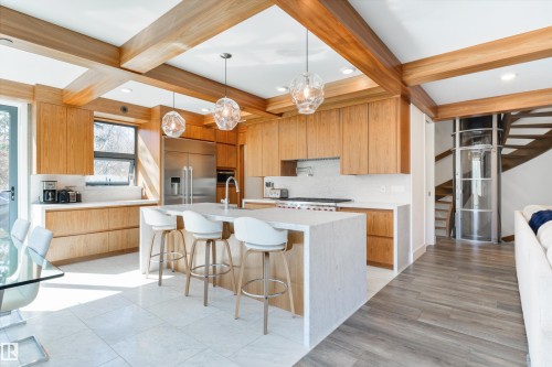 9213 97 Street Nw, Edmonton, AB 