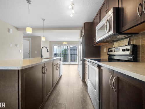 3346 15A Avenue Nw, Edmonton, AB 