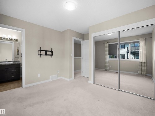 3346 15A Avenue Nw, Edmonton, AB 