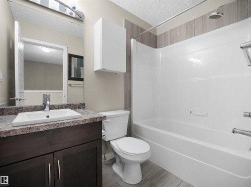 3346 15A Avenue Nw, Edmonton, AB 