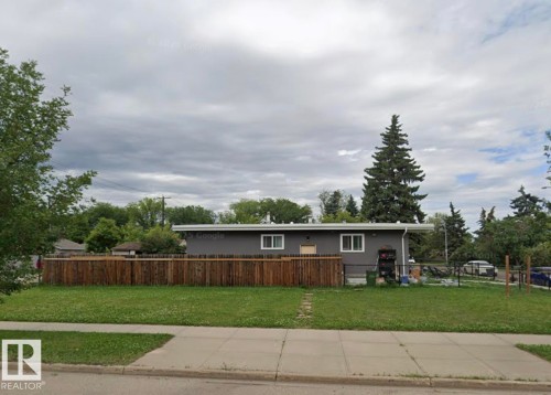 Single-story residence featuring a gray exterior and white window trim - 7604 7606 75 Street Nw, Edmonton, AB - Outdoor