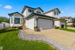 522 KLARVATTEN LAKE Wynd NW  Edmonton, AB T5Z 3E4