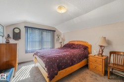 2nd bedroom located on the 3rd floor. - 