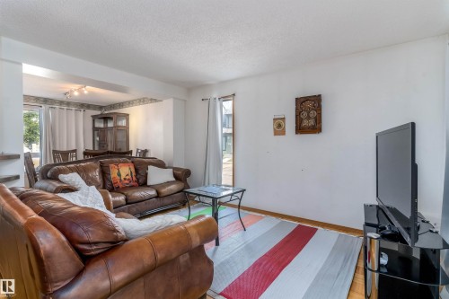 14737 25 Street Nw, Edmonton, AB 