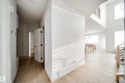 17 Arthur Way, Spruce Grove, AB 