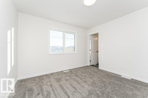 6281 175A Avenue Nw, Edmonton, AB 
