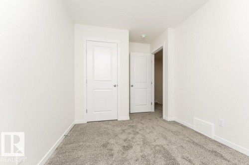 6281 175A Avenue Nw, Edmonton, AB 