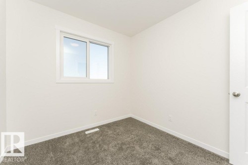 6281 175A Avenue Nw, Edmonton, AB 