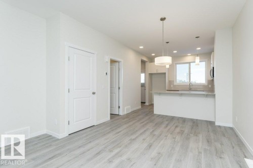 6281 175A Avenue Nw, Edmonton, AB 
