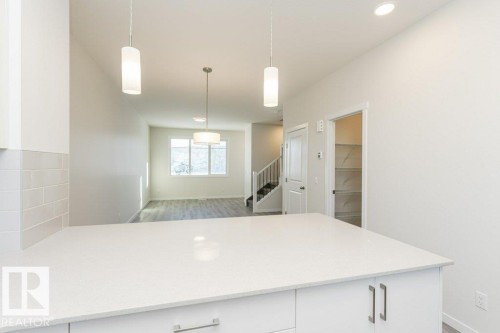 6281 175A Avenue Nw, Edmonton, AB 