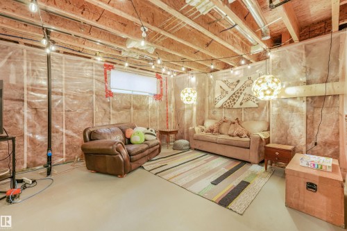 7916 Summerside Grande Boulevard Sw, Edmonton, AB - Indoor Photo Showing Basement