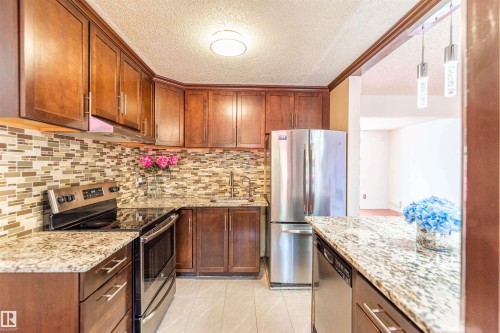 16524 116 Street Nw, Edmonton, AB 