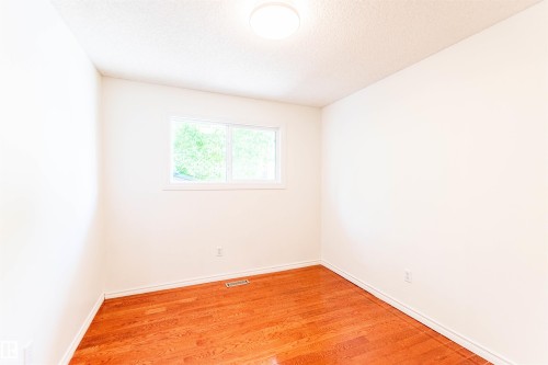 16524 116 Street Nw, Edmonton, AB 