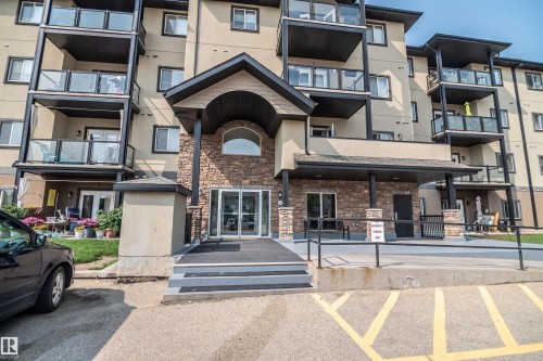 #124 300 Spruce Ridge Rd, Spruce Grove, AB - Outdoor With Facade