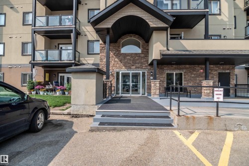 #124 300 Spruce Ridge Rd, Spruce Grove, AB - Outdoor With Facade