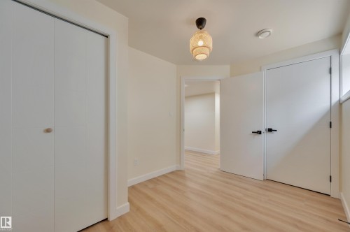 20007 15 Avenue Nw, Edmonton, AB 