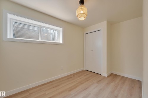 20007 15 Avenue Nw, Edmonton, AB 