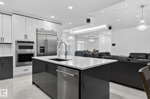 7304 164 Avenue Nw, Edmonton, AB 