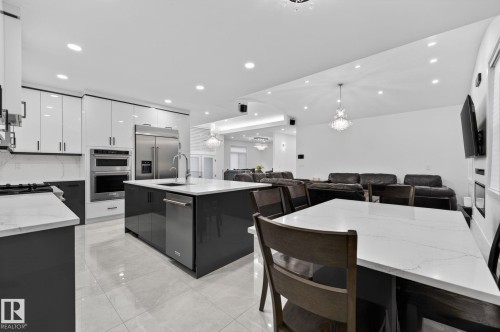7304 164 Avenue Nw, Edmonton, AB 