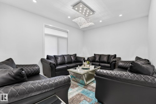 7304 164 Avenue Nw, Edmonton, AB 