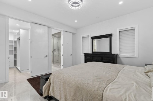 7304 164 Avenue Nw, Edmonton, AB 