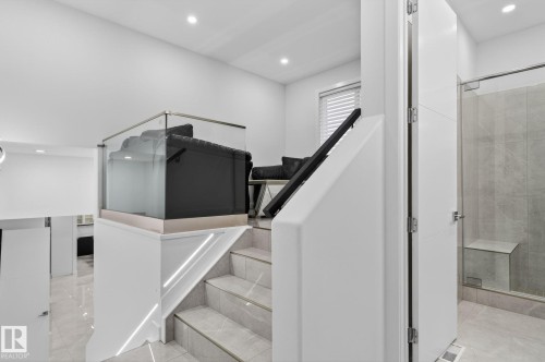 7304 164 Avenue Nw, Edmonton, AB 